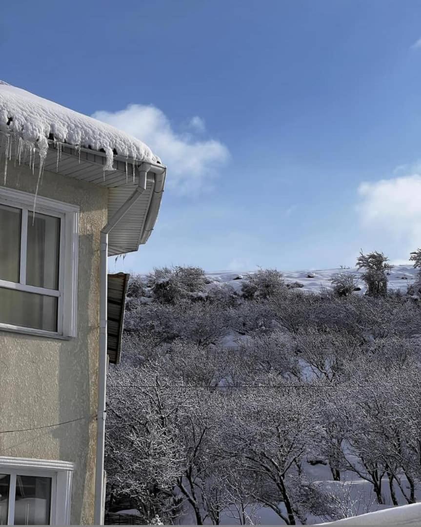 Turan Guesthouse Karakol Kültér fotó